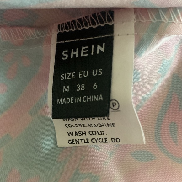 SHEIN blouses - Picture 8 of 9